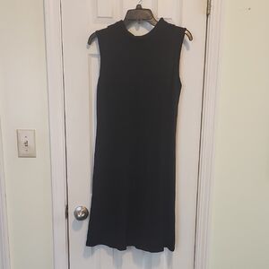 St. John Collection Black Knit Mock Turtleneck Sleeveless Dress Size 6